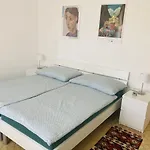 Con Giardino Al Melograno Appartamento